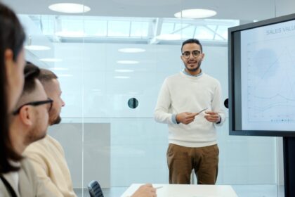 photo-1758691736451-6937303cc06f