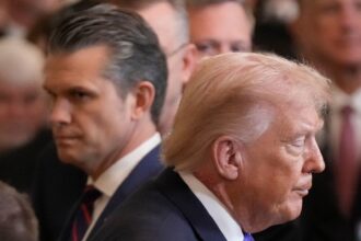 skynews-donald-trump-pete-hegseth_7180389-6