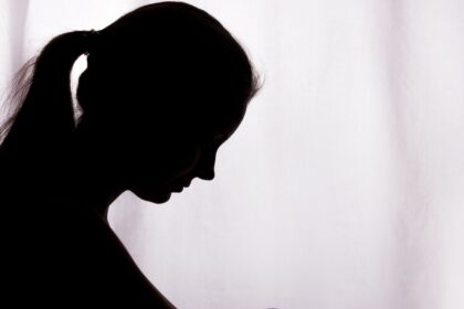 skynews-girl-anonymous_7195499-14