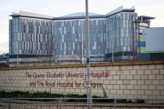 skynews-hospital-queen-elizabeth_7184634-1