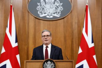 skynews-keir-starmer-downing-street_7194273-18