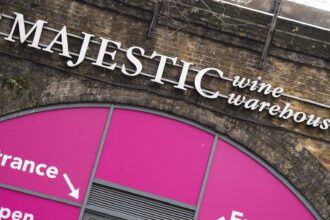 skynews-majestic-wine-london_7198881-1