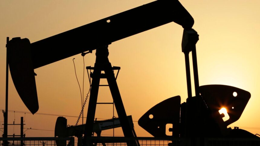 skynews-oil-oil-price-barrel-of-oil_6695191-39