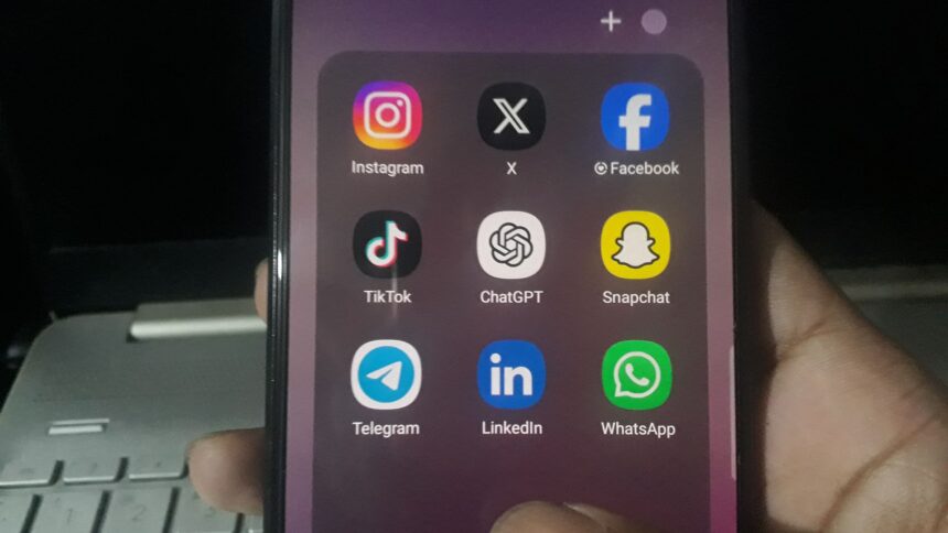 skynews-social-media-chatgtp_7160420-3