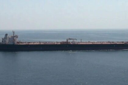 skynews-tanker-gulf_7180176-5