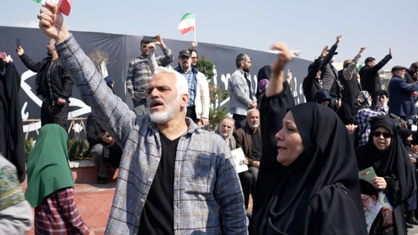 skynews-waghorn-funeral-iran_7196739-5