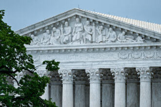 11dc-scotus-alabama-mhkj-mediumSquareAt3X