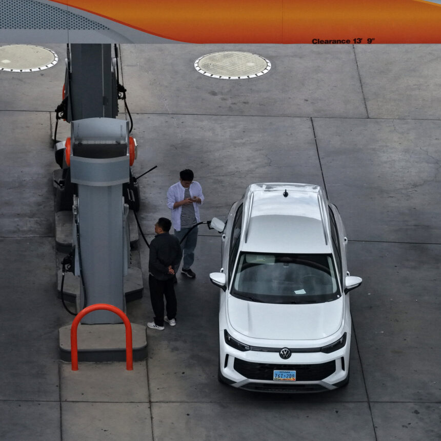 12biz-gas-tax-explainer-zmpl-mediumSquareAt3X-3
