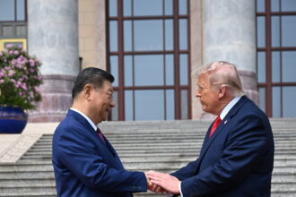 14int-trumpxi-bodylanguage-02-hbvg-mediumSquareAt3X-3