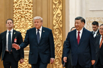 15dc-china-trump-ledeall01-photo-chvq-mediumSquareAt3X-1