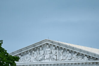16dc-scotus-vote-fjlh-mediumSquareAt3X-1