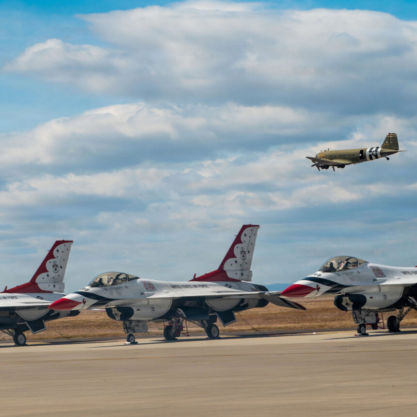 17xp-airshow-mediumSquareAt3X