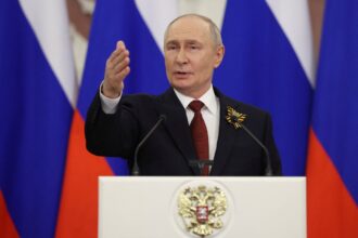 2026-05-09T192715Z_2109821149_RC2U5LA6OD99_RTRMADP_3_WW2-ANNIVERSARY-PUTIN