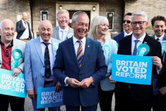 2026-05-14T114434Z_1997208276_RC2V4LACZG8N_RTRMADP_3_BRITAIN-POLITICS-FARAGE-3