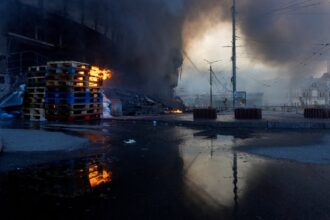 2026-05-24T075417Z_845993509_RC2HFLAE93LN_RTRMADP_3_UKRAINE-CRISIS-ATTACK-KYIV