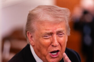 20DC-TRUMPLEGAL-top-qvmc-mediumSquareAt3X-1