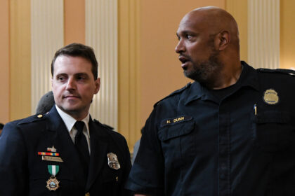20dc-jan6-police-new-gcfm-mediumSquareAt3X-1
