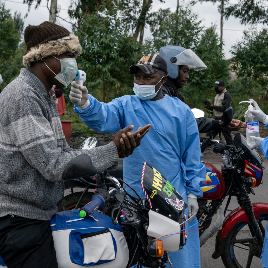 22dc-ebola-travel-qljp-mediumSquareAt3X-1