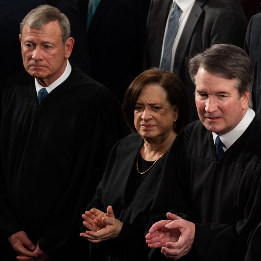 23DC-SCOTUS-TRUMP-hmvt-mediumSquareAt3X-2