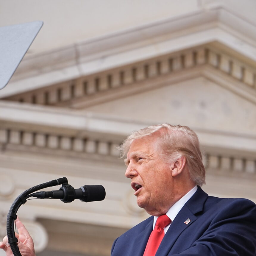 25DC-TRUMP-1-mqwz-mediumSquareAt3X-3