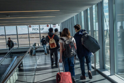 28dc-jfk-ebola-gvpz-mediumSquareAt3X