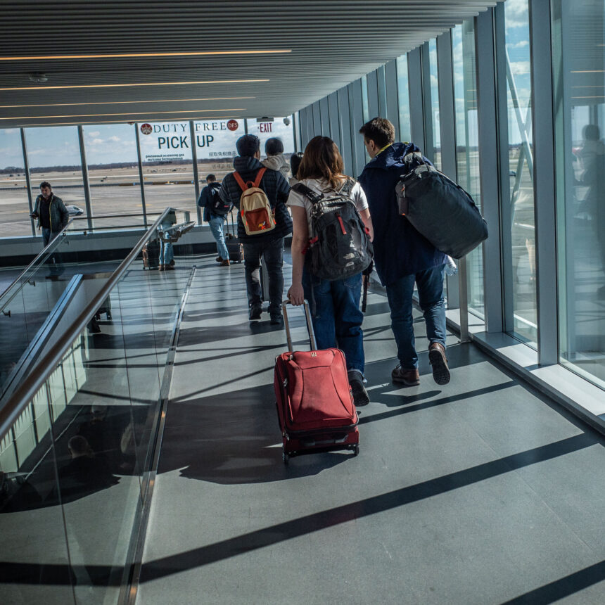 28dc-jfk-ebola-gvpz-mediumSquareAt3X