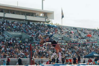 28nat-trans-track-athlete-tgkl-mediumSquareAt3X