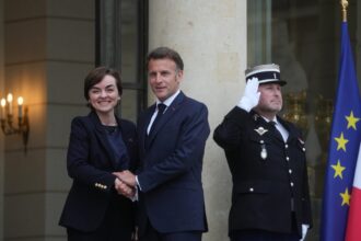 Frechette-Macron-Quebec-France-5.jpg-e1779126792686-5