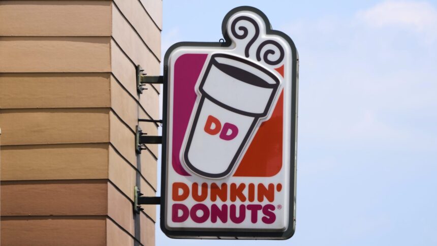 dunkin-donuts-logo-e1778598114308-1