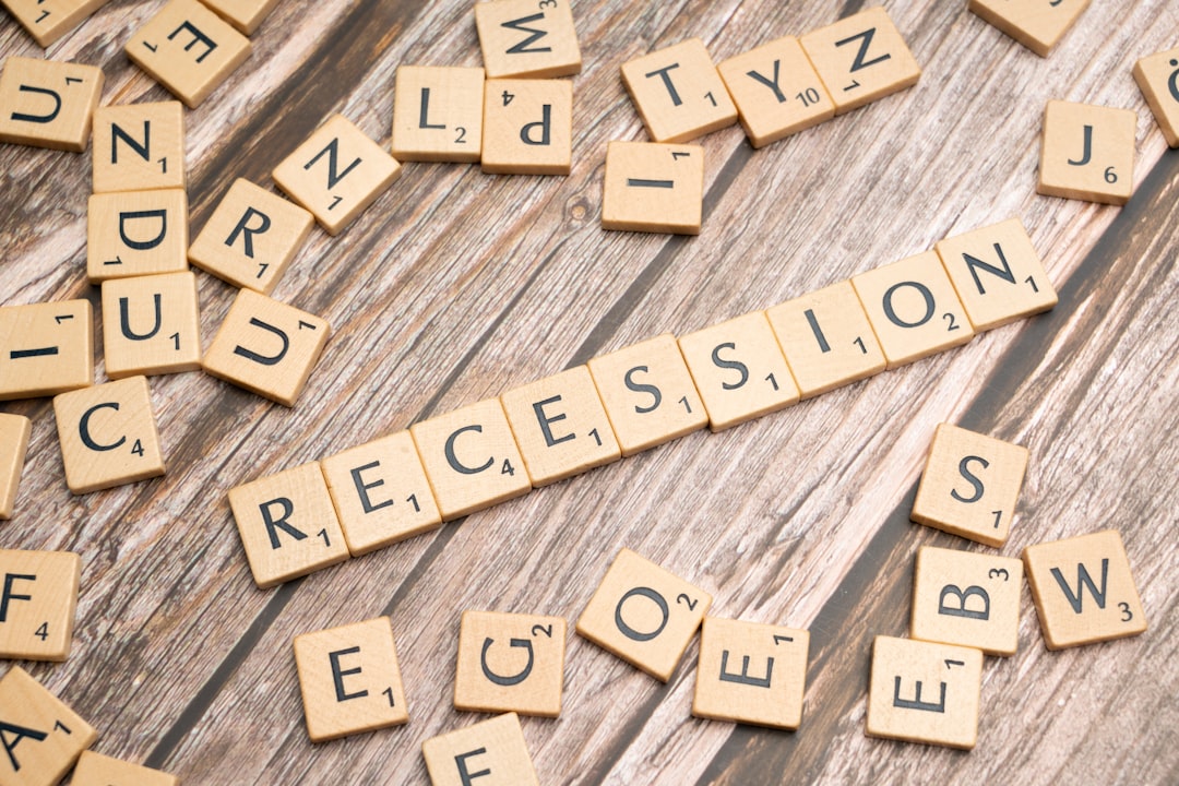 Diverging Opinions on the Recession