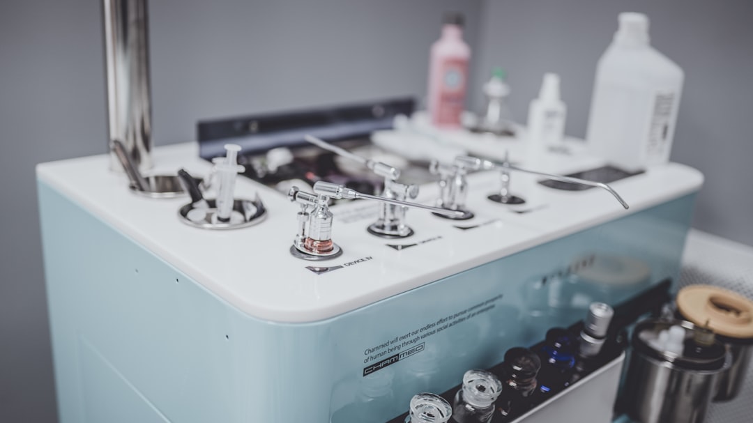 Stylish Aesthetics with the Cryo x The Lab Collection