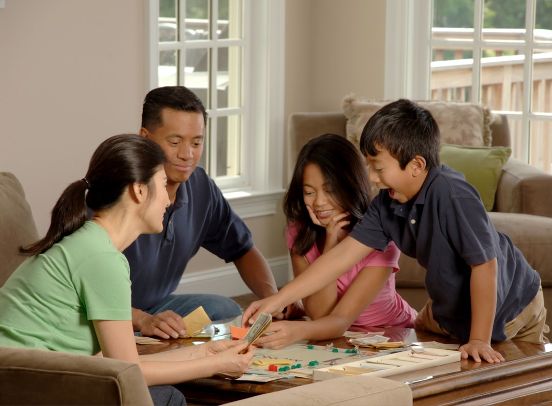 The Role of Advisers in Family Dynamics