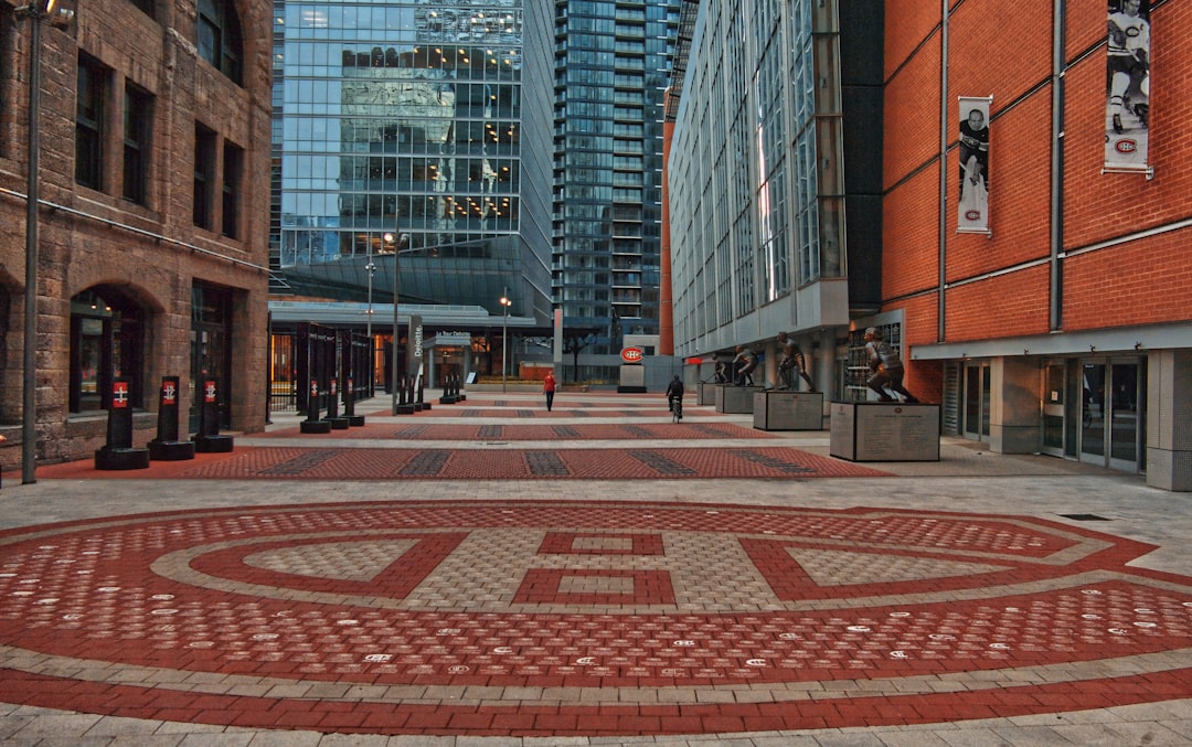 The City Transforms into a Canadiens Celebration