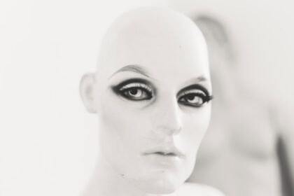 photo-1536826340696-adb3811c02c1