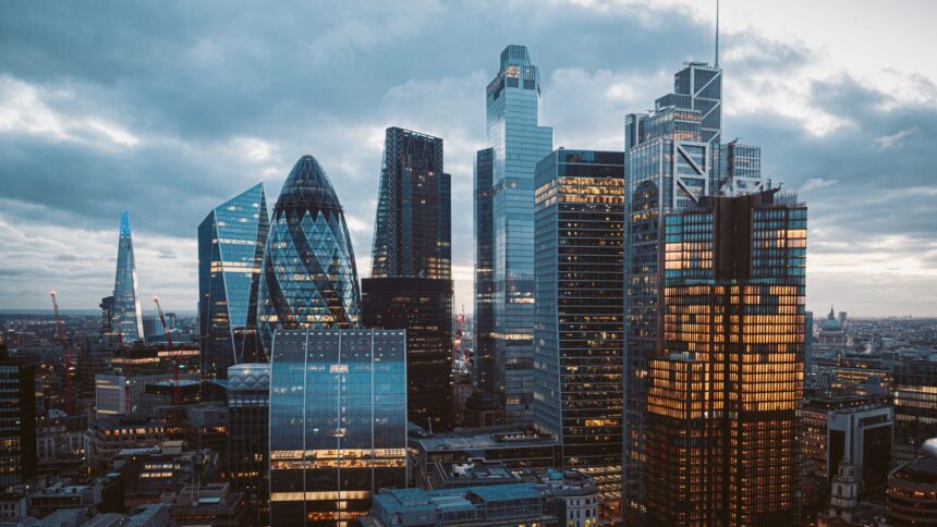 skynews-city-of-london-skyline_7230803-7