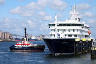skynews-cruise-ship-mv-hondius_7252105-4