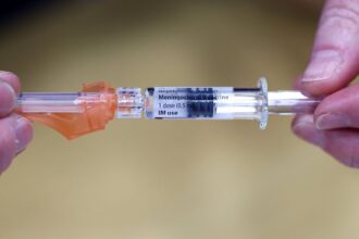 skynews-meningitis-nhs_7248936-6