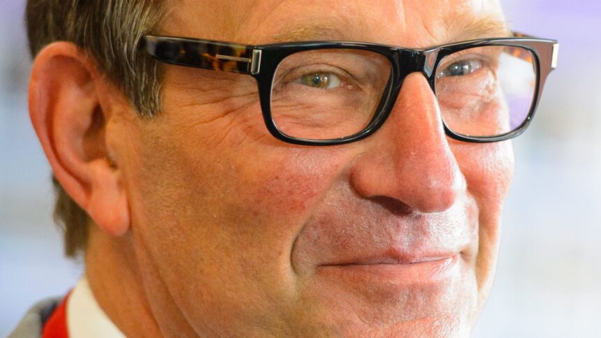 skynews-richard-desmond-businessman_7256305-4