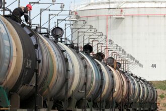 skynews-rosneft-oil-russia_7059341-1
