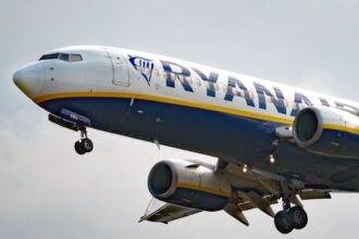 skynews-ryanair-plane_6292411
