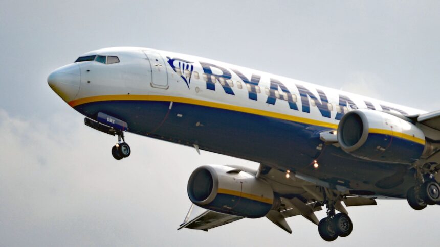 skynews-ryanair-plane_6292411