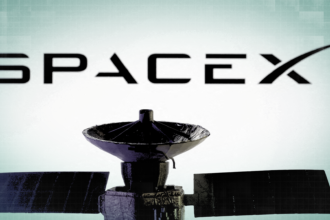skynews-spacex-starlink-elon-musk_7111188-1