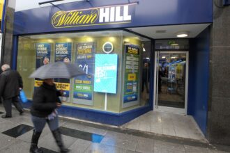 skynews-william-hill-shop_7262125-2