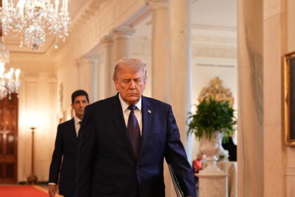 01dc-trump-iran-tmfw-mediumSquareAt3X-1