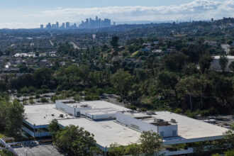 03midterms-monterey-park-data-centers-topart-mediumSquareAt3X