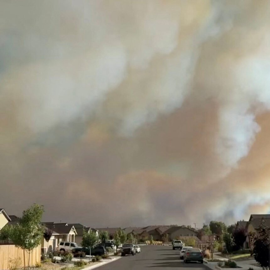 23nat-reno-fire-01-lkbv-mediumSquareAt3X-3