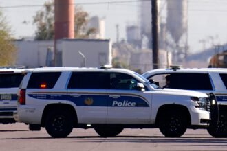 23xp-phoenix-police-zhjf-mediumSquareAt3X-2