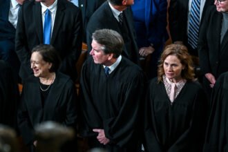 25dc-scotus-emergency-lbfj-mediumSquareAt3X