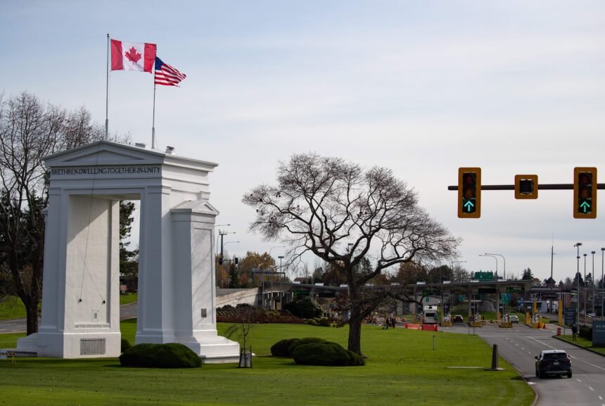 Canada-U.S.-travel-1