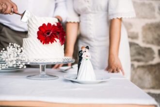 Micro-Weddings-Canada-2.jpg_03bee8-e1781292959555-2